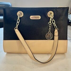 NWOT! Anne Klein In Full Bloom Small Shoulder Bag! Black/Tan/24’ handles!